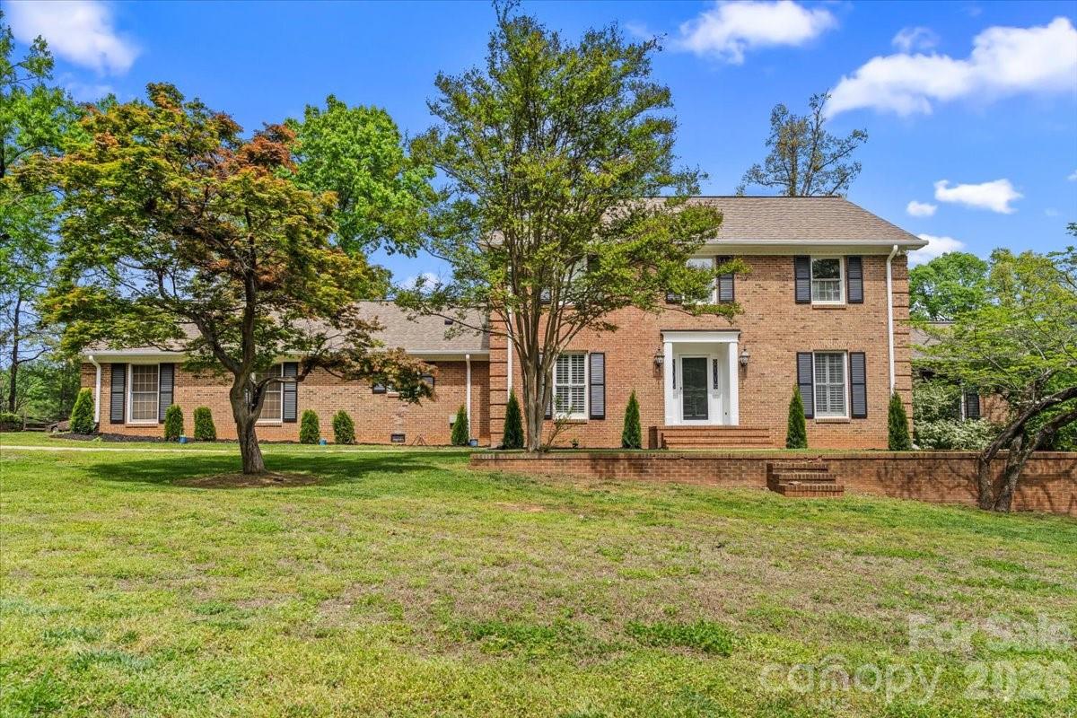 113 Woodstream Circle — Mooresville