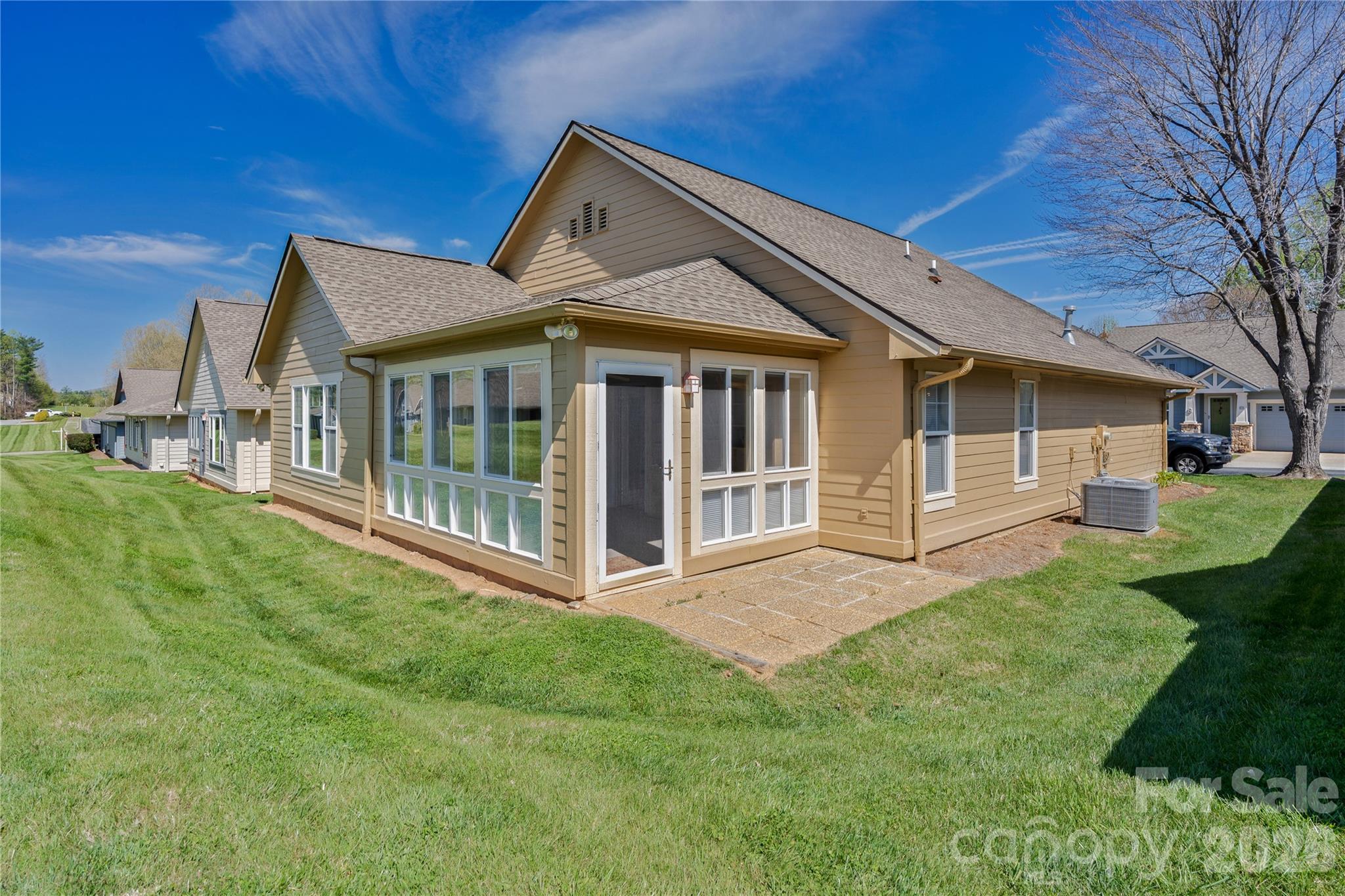 47 Barn Owl Way — Hendersonville
