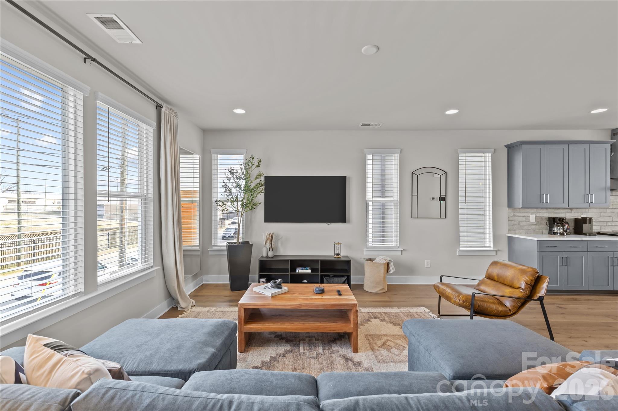 2115 Isom Street — Charlotte