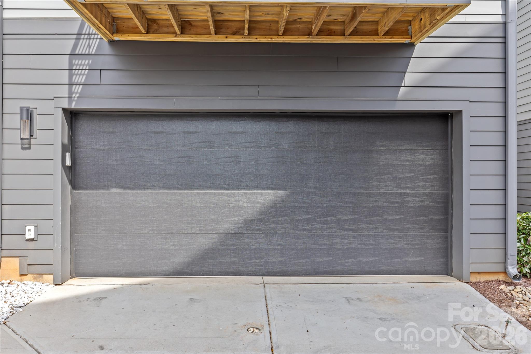 2115 Isom Street — Charlotte
