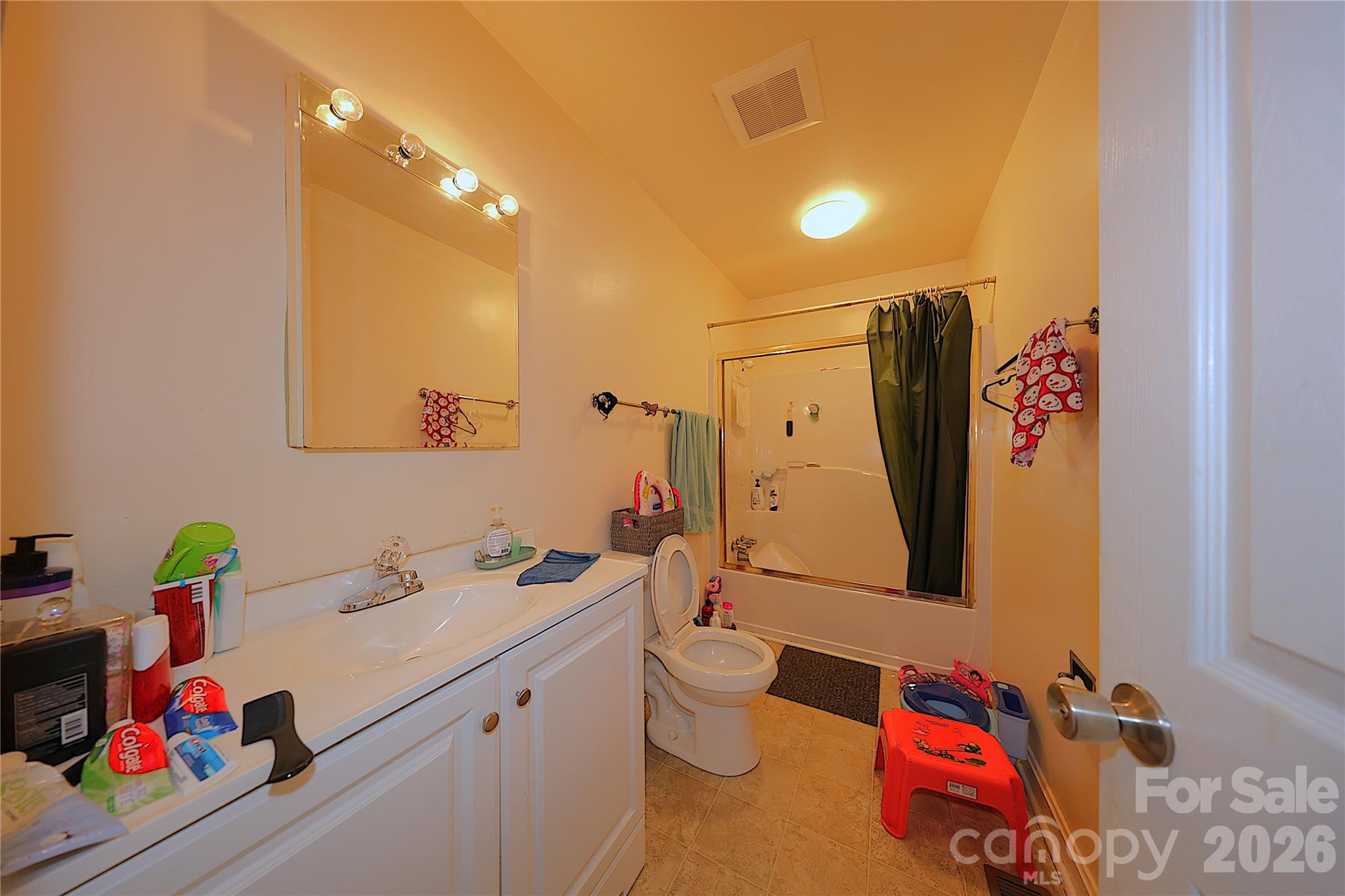 104 Pinetree Drive — Matthews