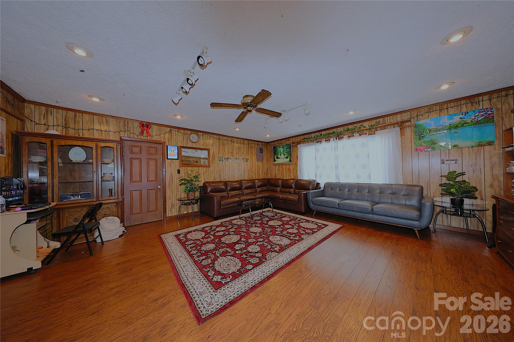 104 Pinetree Drive — Matthews