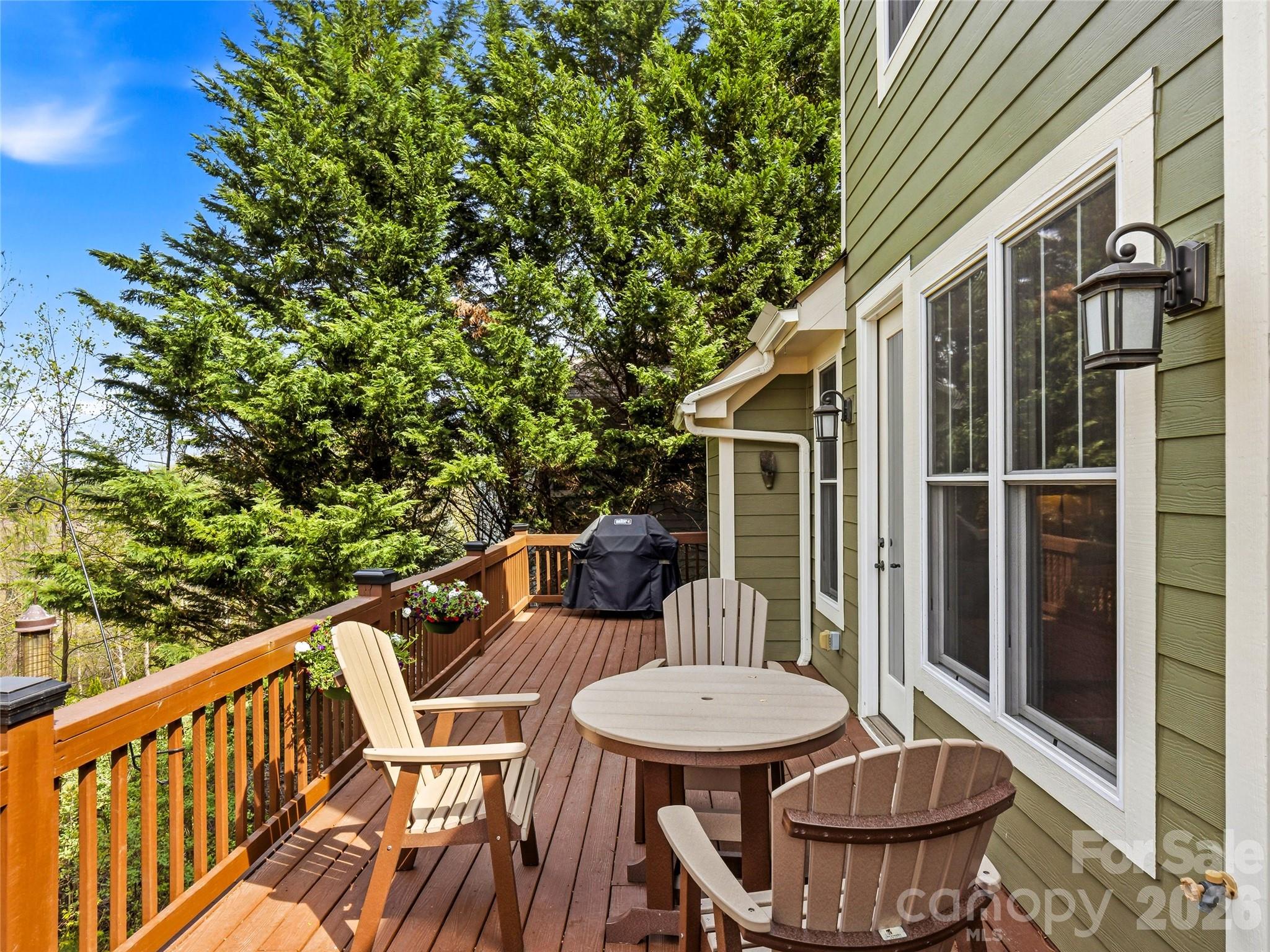61 Village Pointe Lane — Asheville