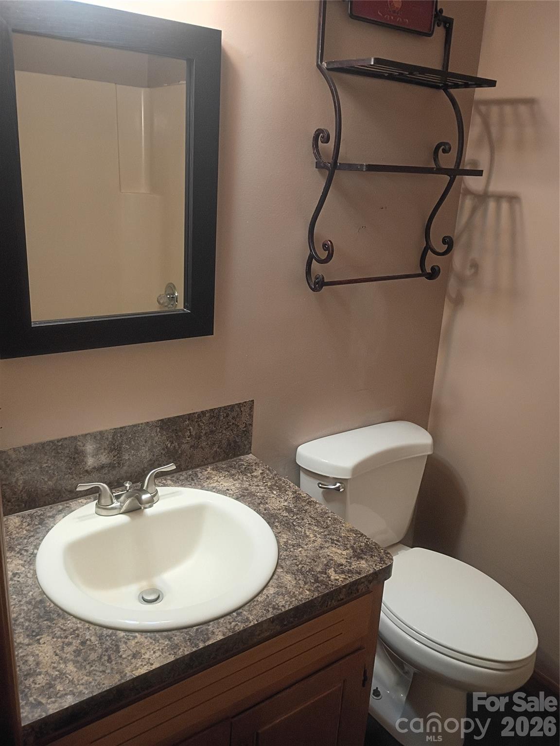 5427 Christopher Road — Iron Station