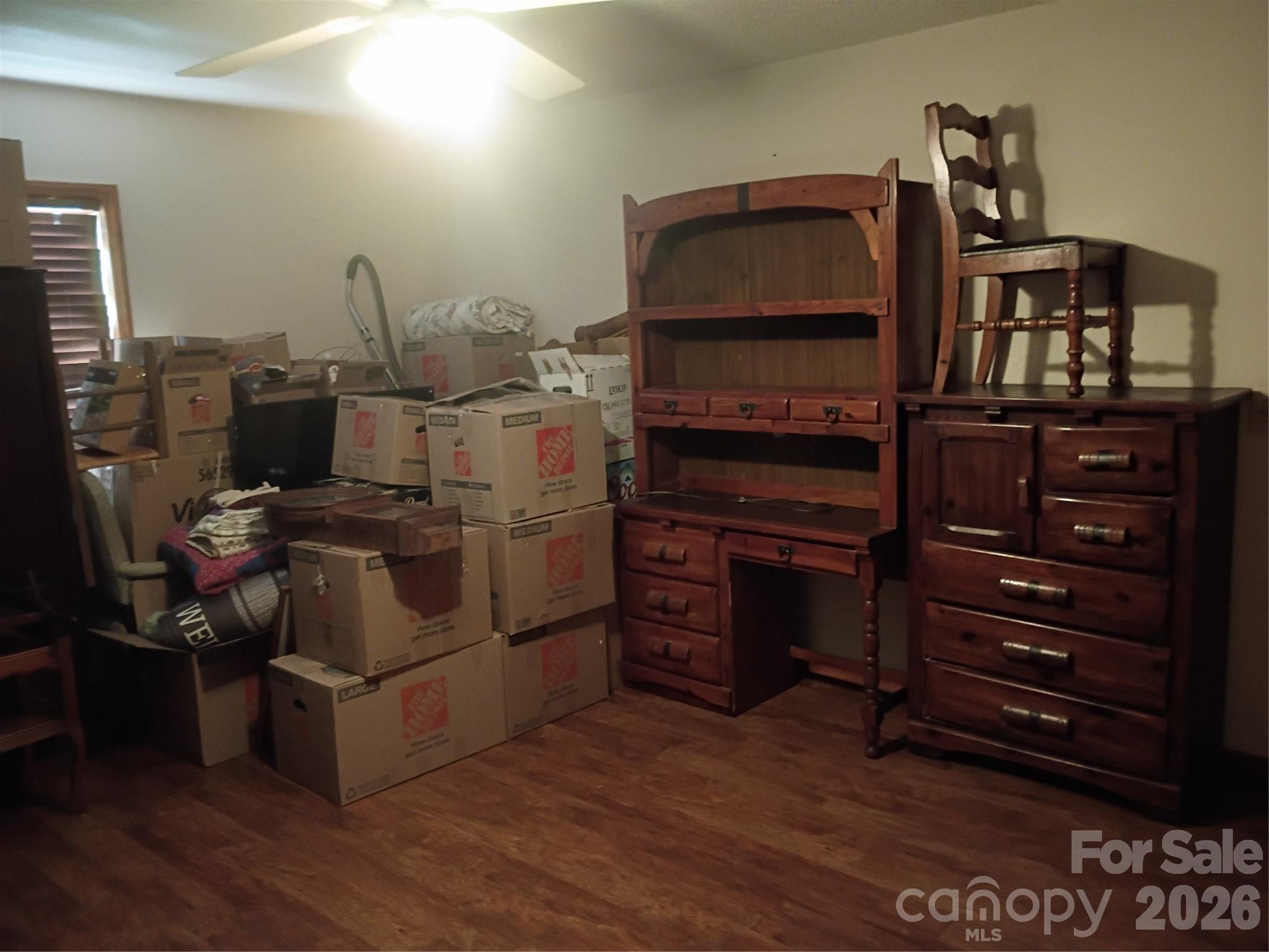 5427 Christopher Road — Iron Station