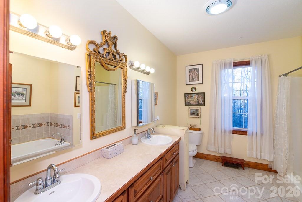 241 Crocus Lane — Sylva