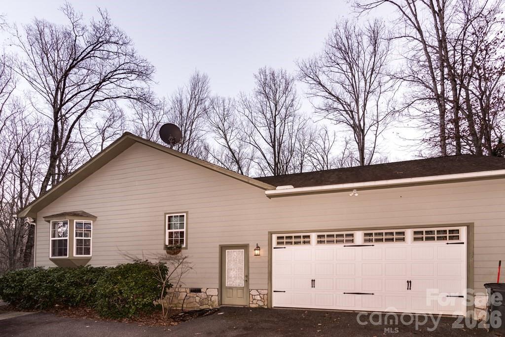 241 Crocus Lane — Sylva