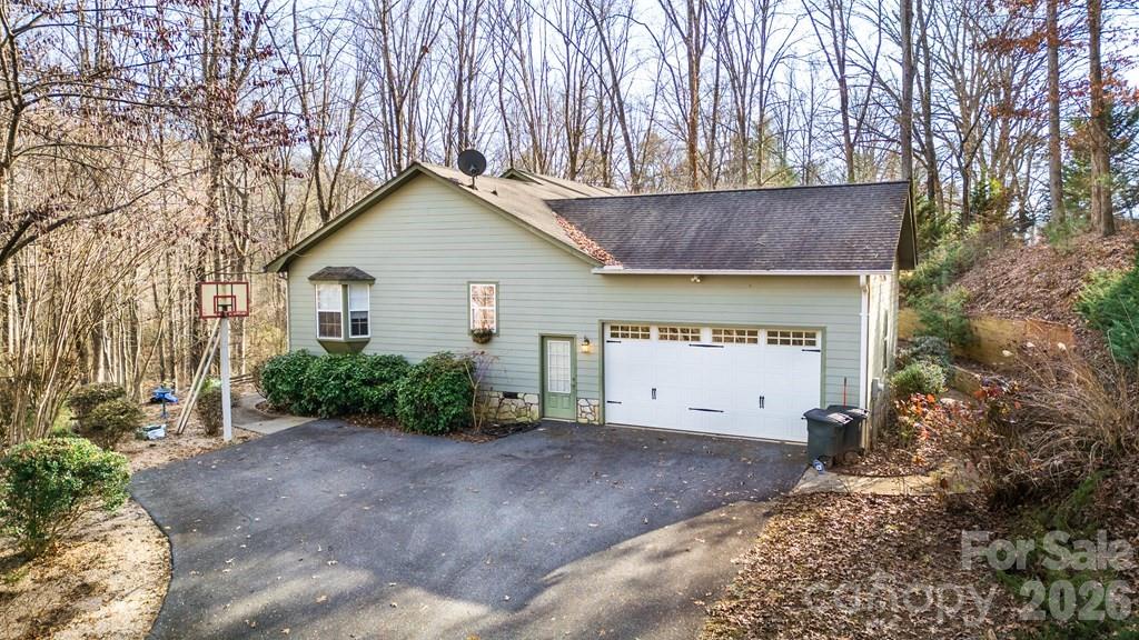 241 Crocus Lane — Sylva