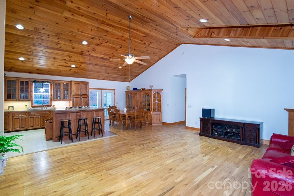241 Crocus Lane — Sylva
