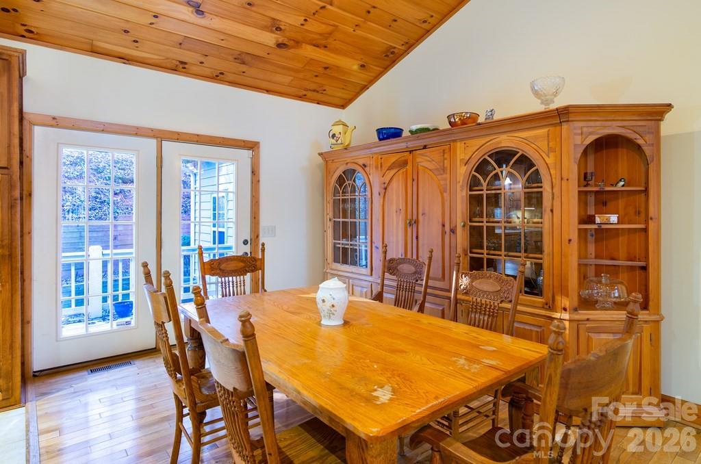 241 Crocus Lane — Sylva