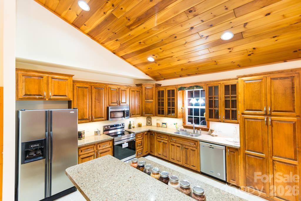241 Crocus Lane — Sylva