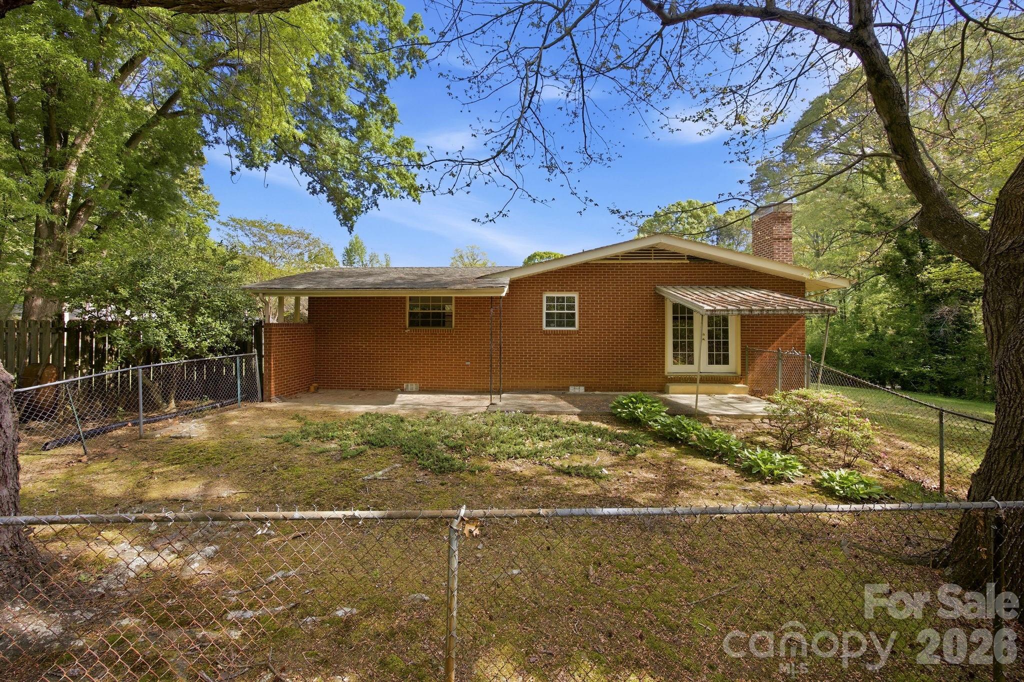 101 Spruce Drive — Salisbury
