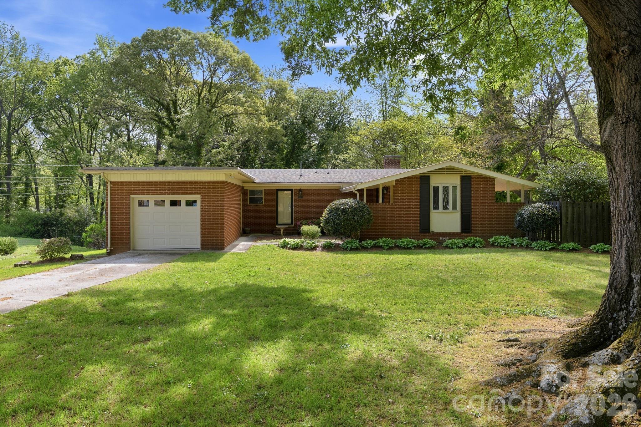 101 Spruce Drive — Salisbury