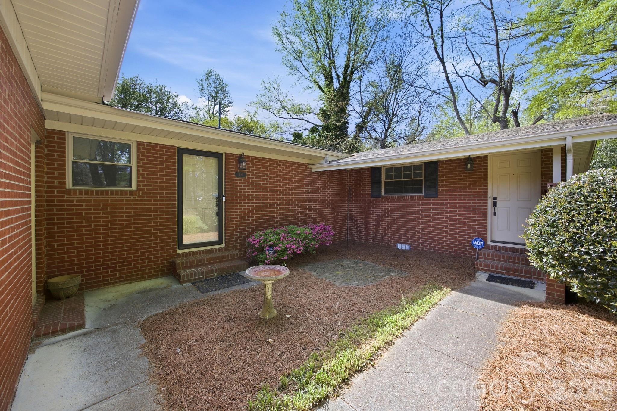 101 Spruce Drive — Salisbury