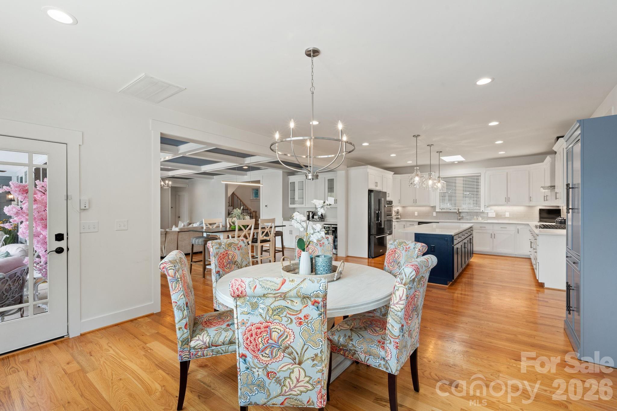 1786 Riverview Road — Lexington