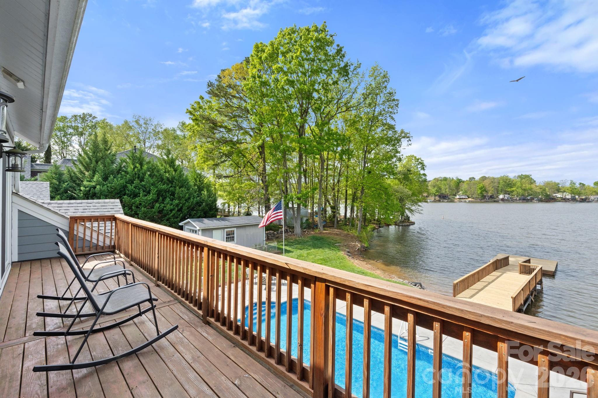 1786 Riverview Road — Lexington