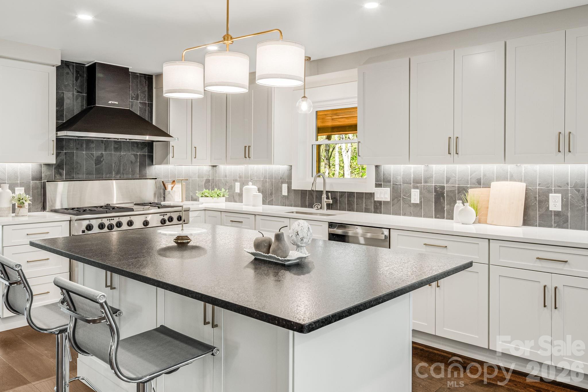 234 Lobdell Road — Pisgah Forest