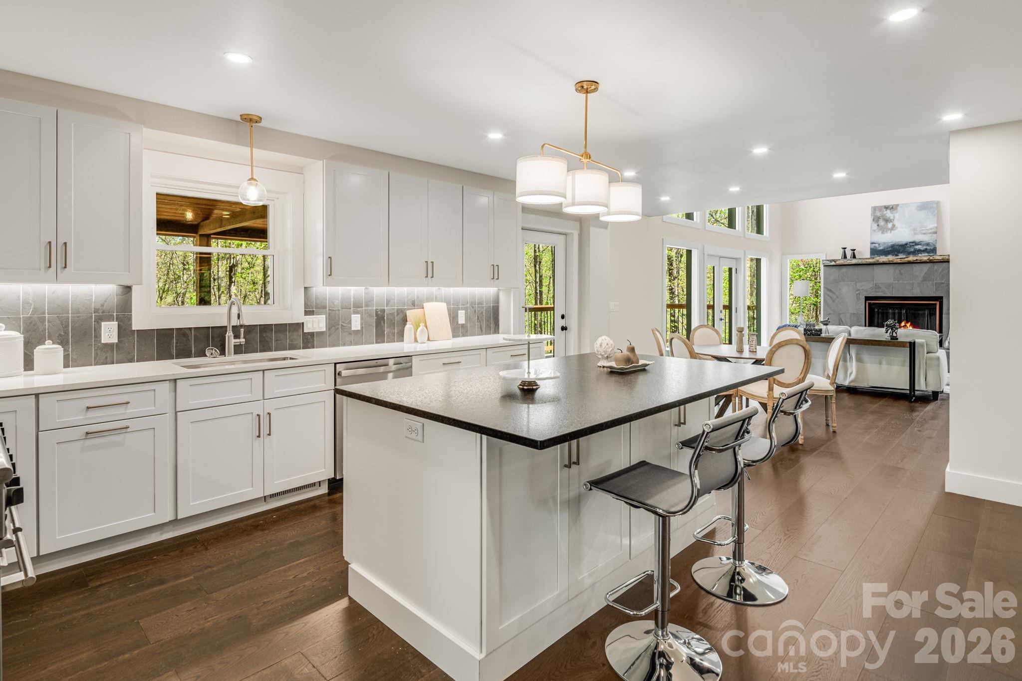 234 Lobdell Road — Pisgah Forest