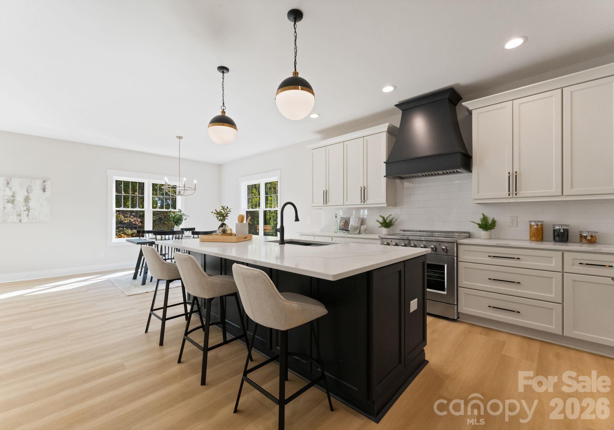 426 Richards Lane — Mooresville
