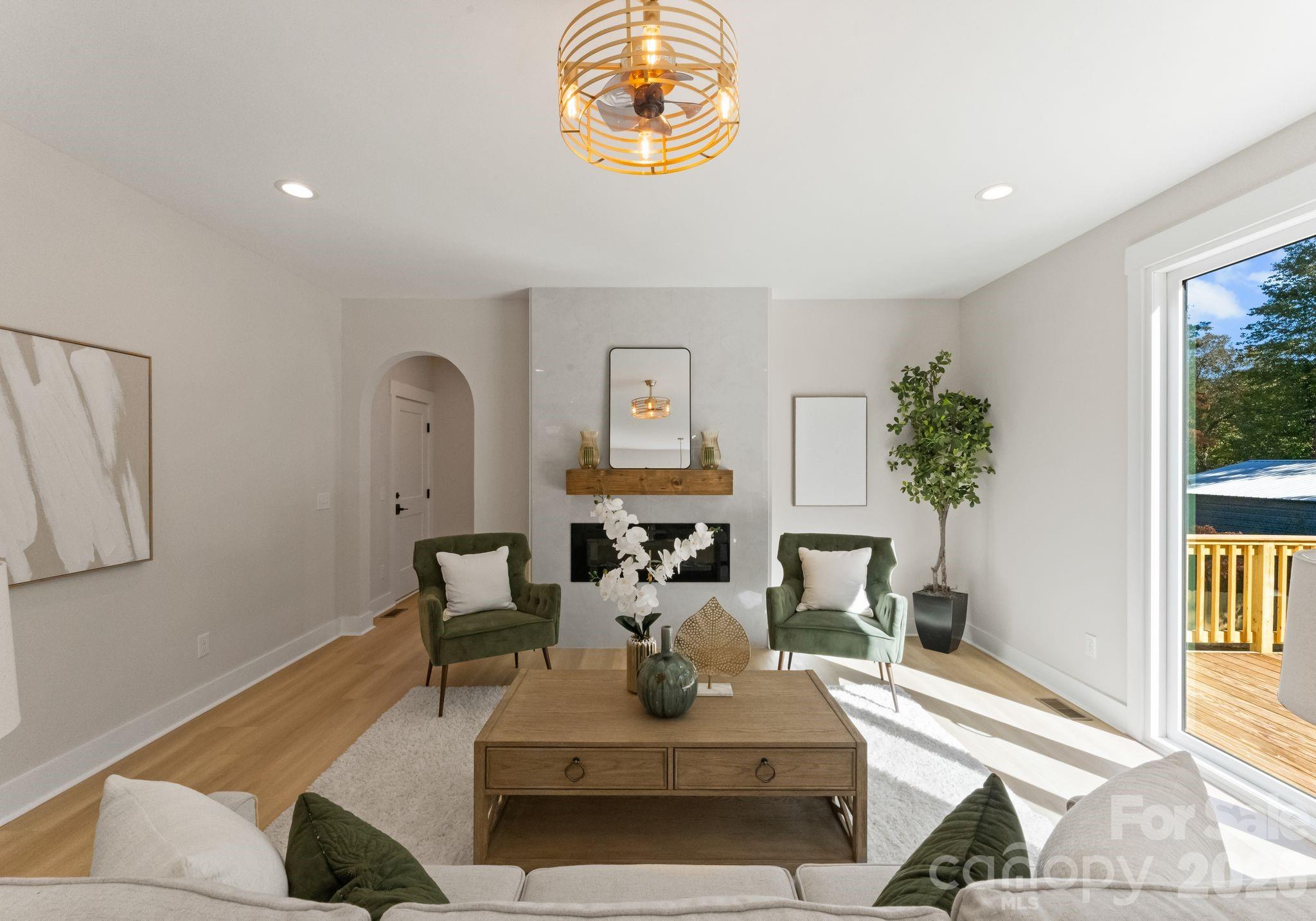426 Richards Lane — Mooresville