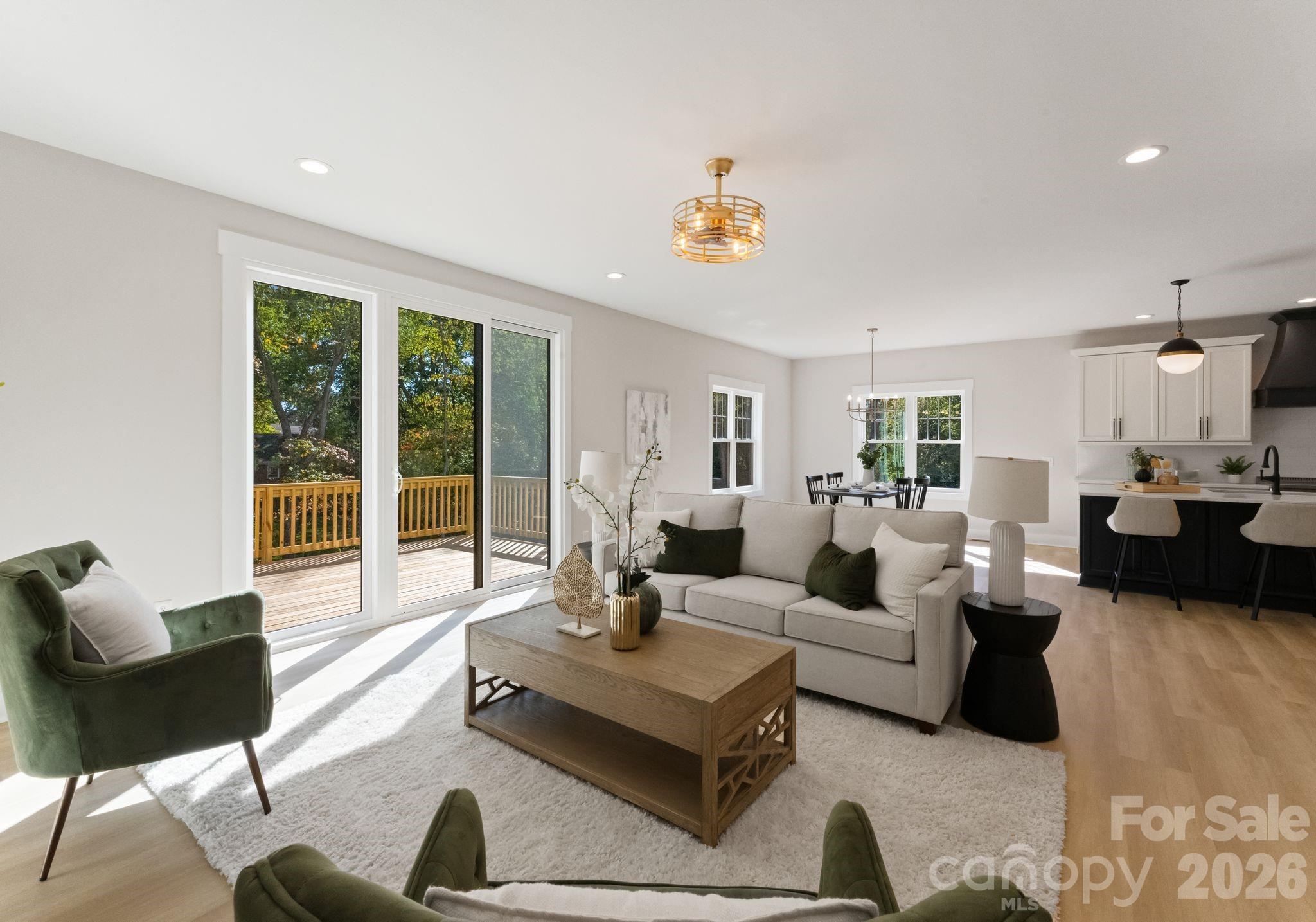 426 Richards Lane — Mooresville