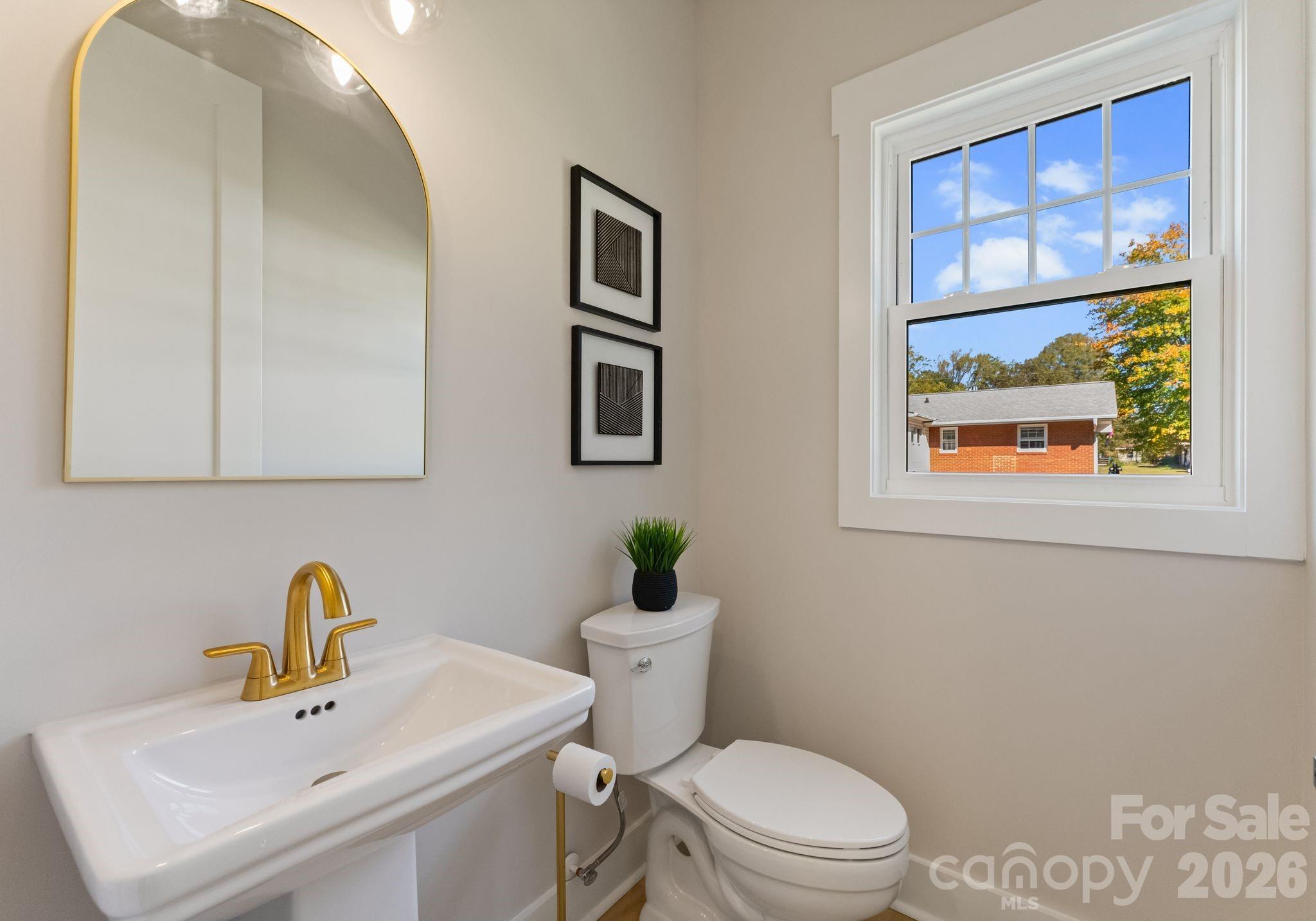 426 Richards Lane — Mooresville