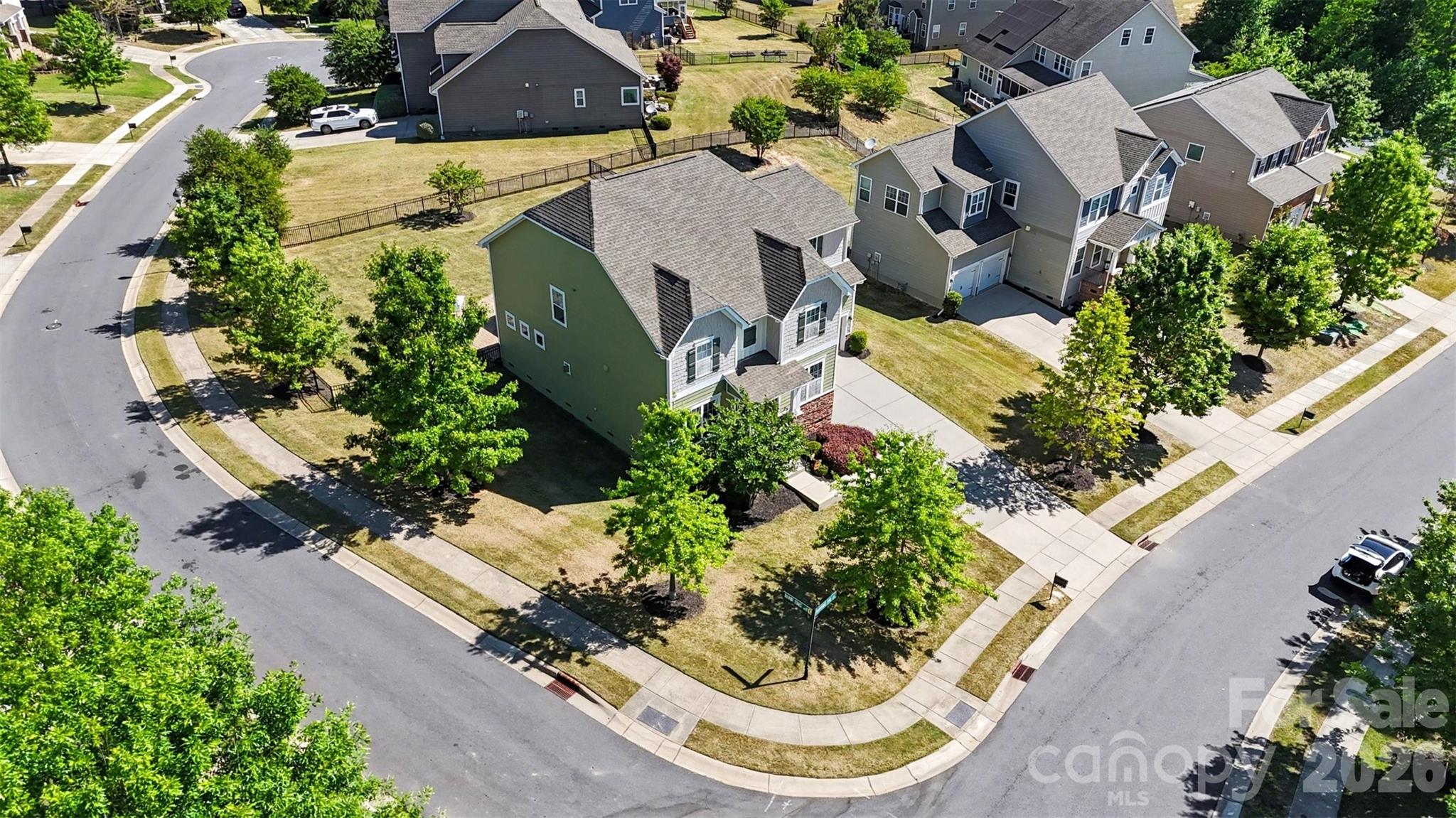 16316 Thoroughbred Trace Lane — Charlotte