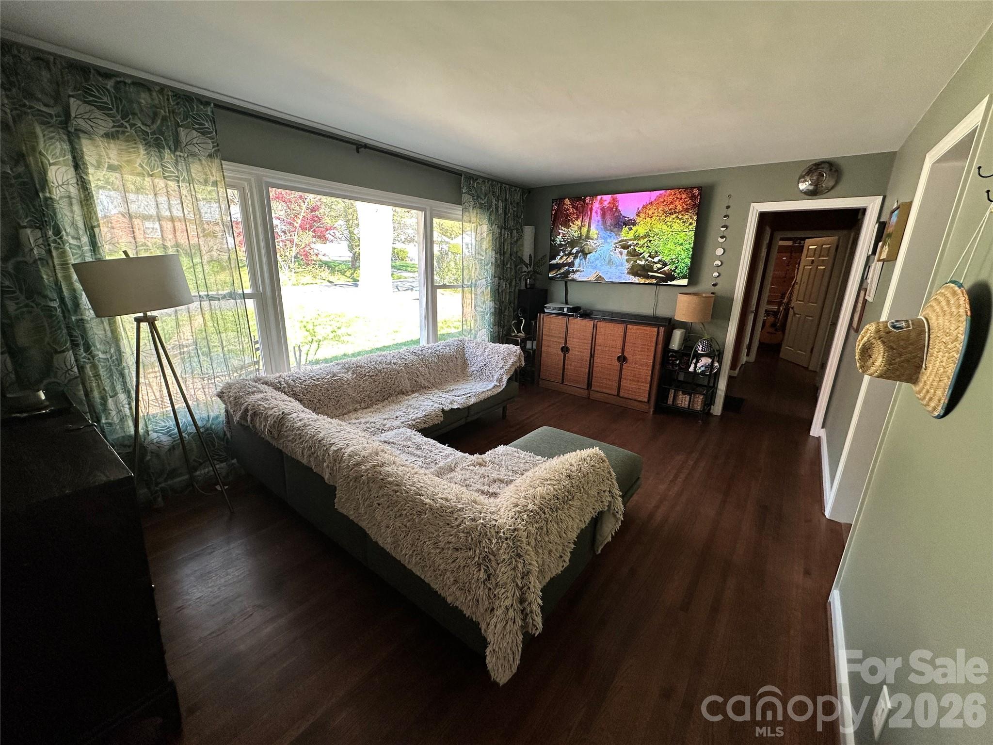 3443 Airlie Street — Charlotte