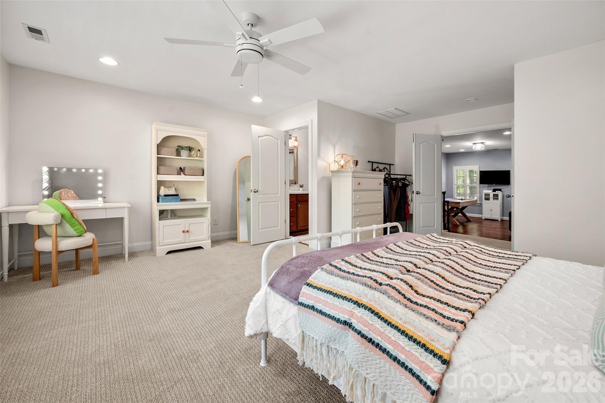 11428 Scarlet Tanager Drive — Charlotte