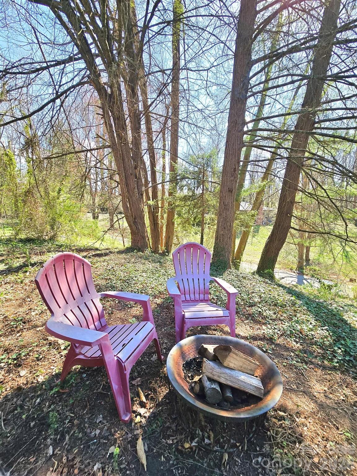41 W Skyland Circle — Woodfin