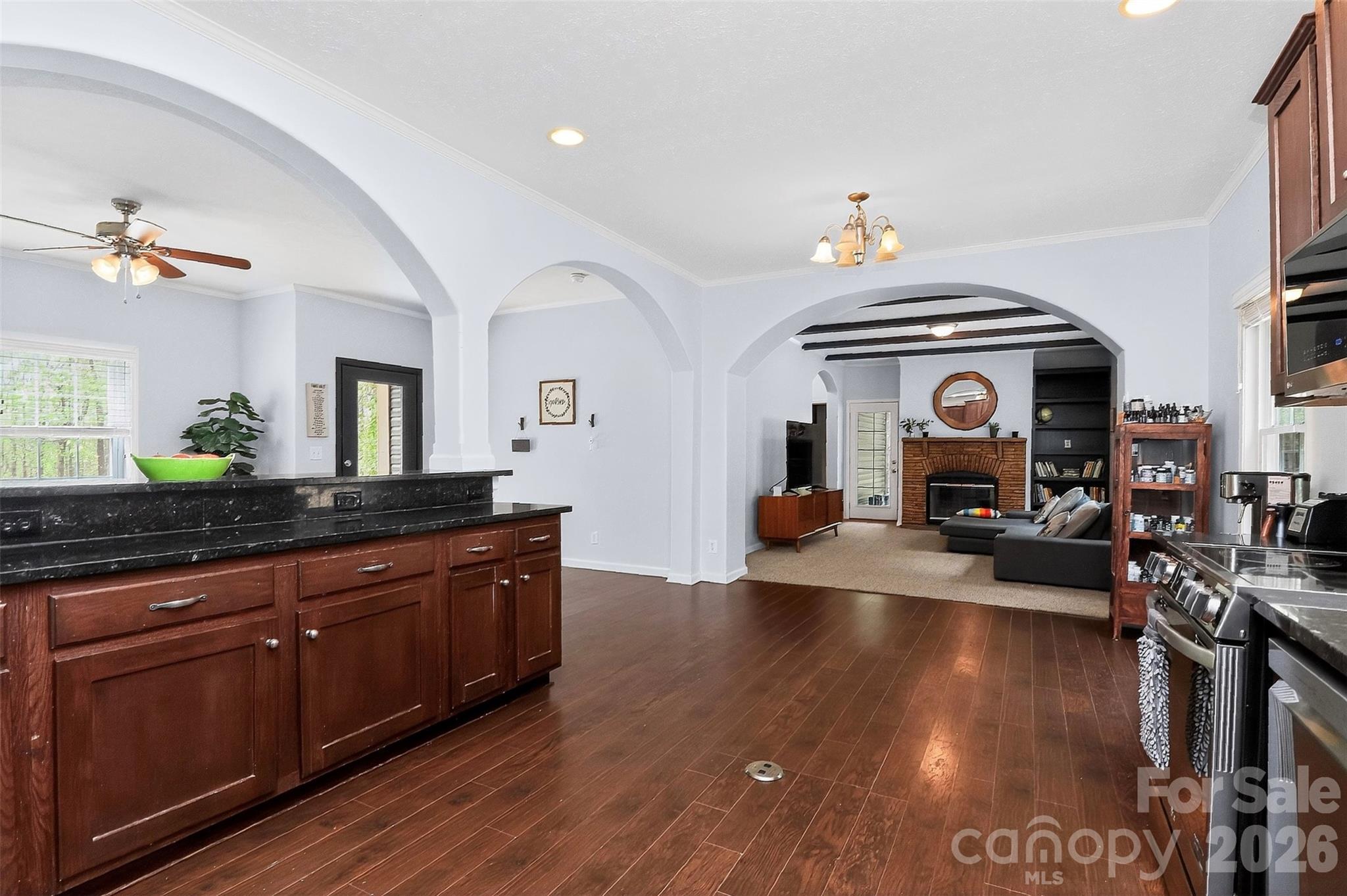 155 Amity Church Road — Iron Station