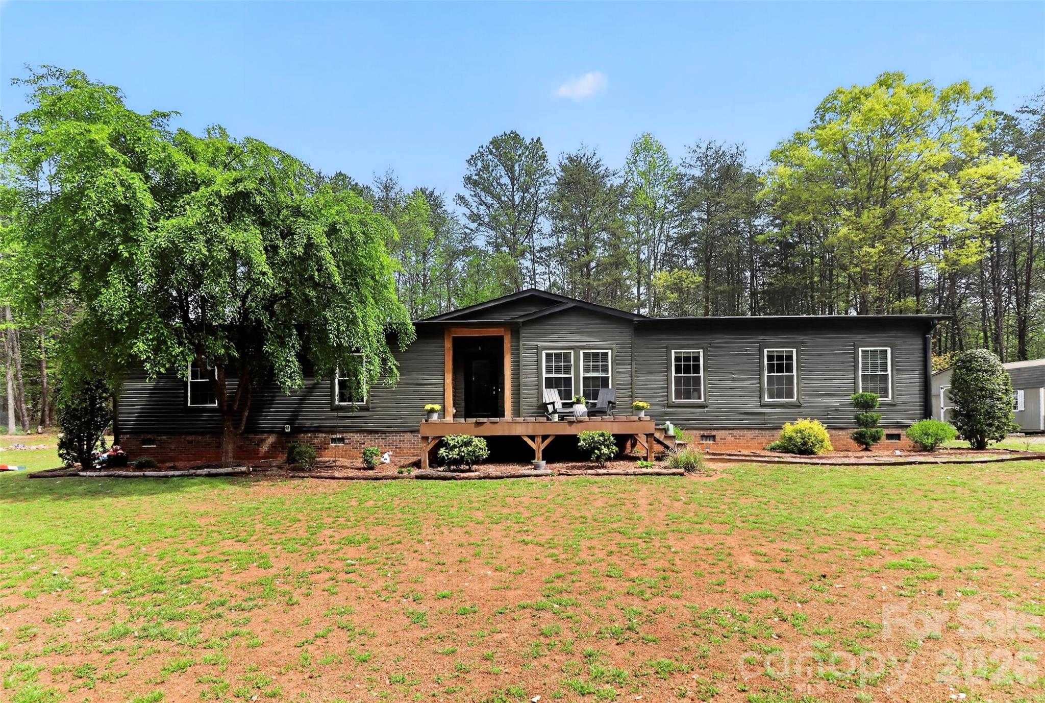 155 Amity Church Road — Iron Station