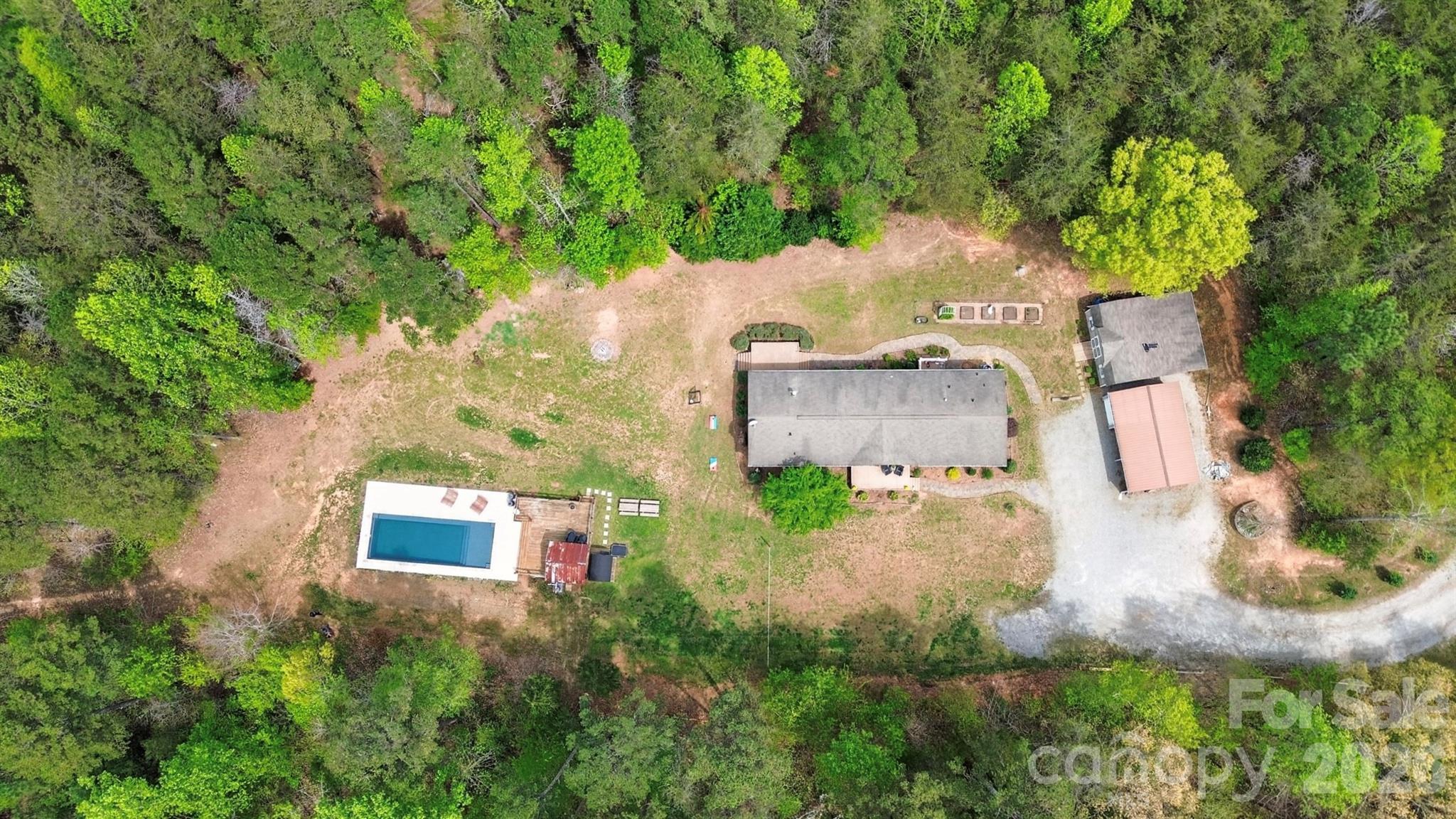155 Amity Church Road — Iron Station