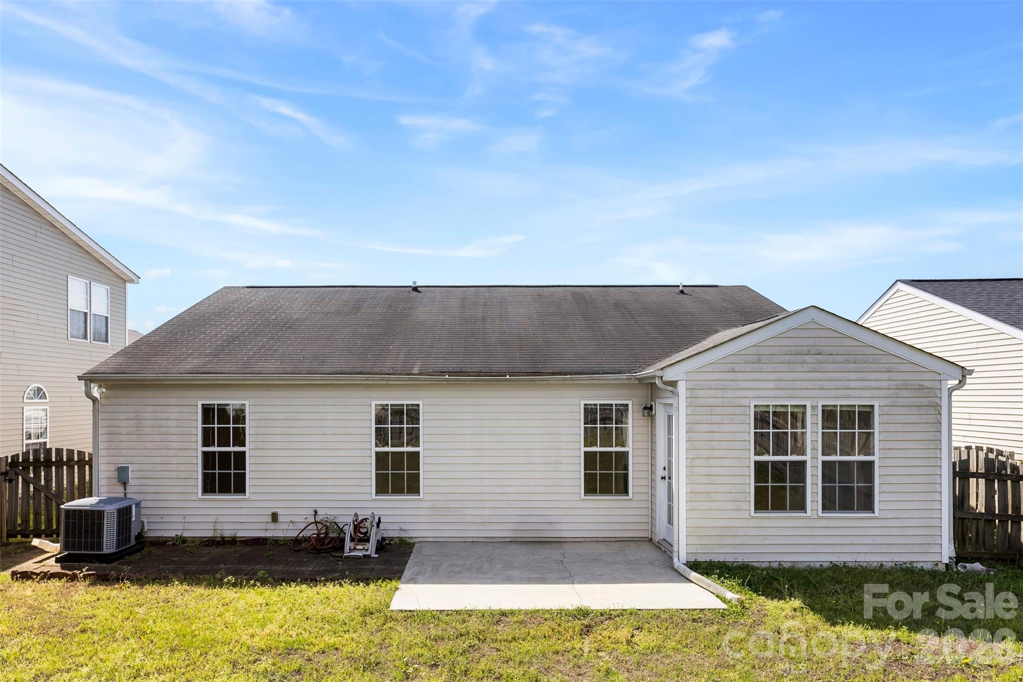 10215 Orchard Grass Court — Charlotte