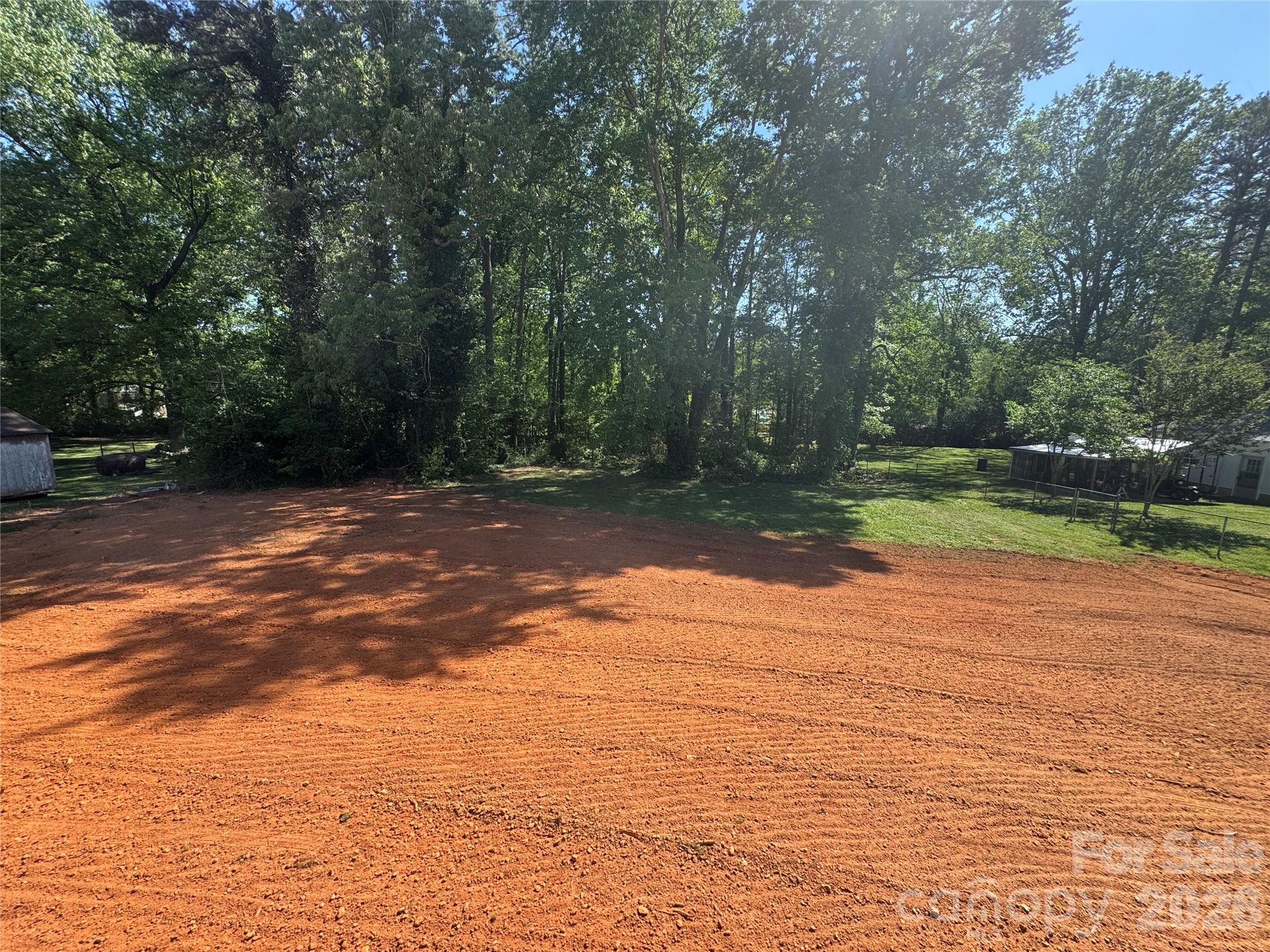 417 W Westview Street — Gastonia