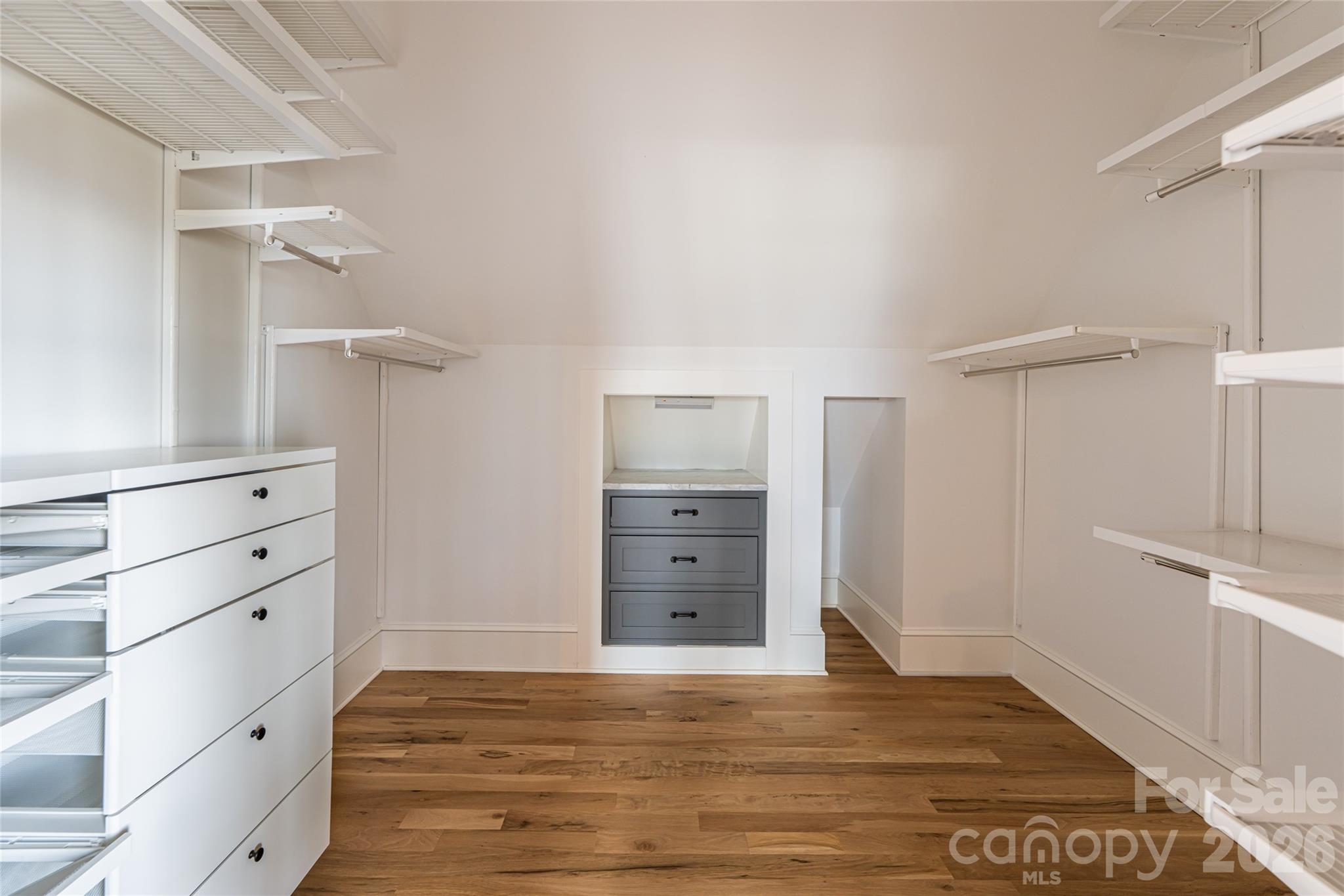 51 Summit Road — Swannanoa