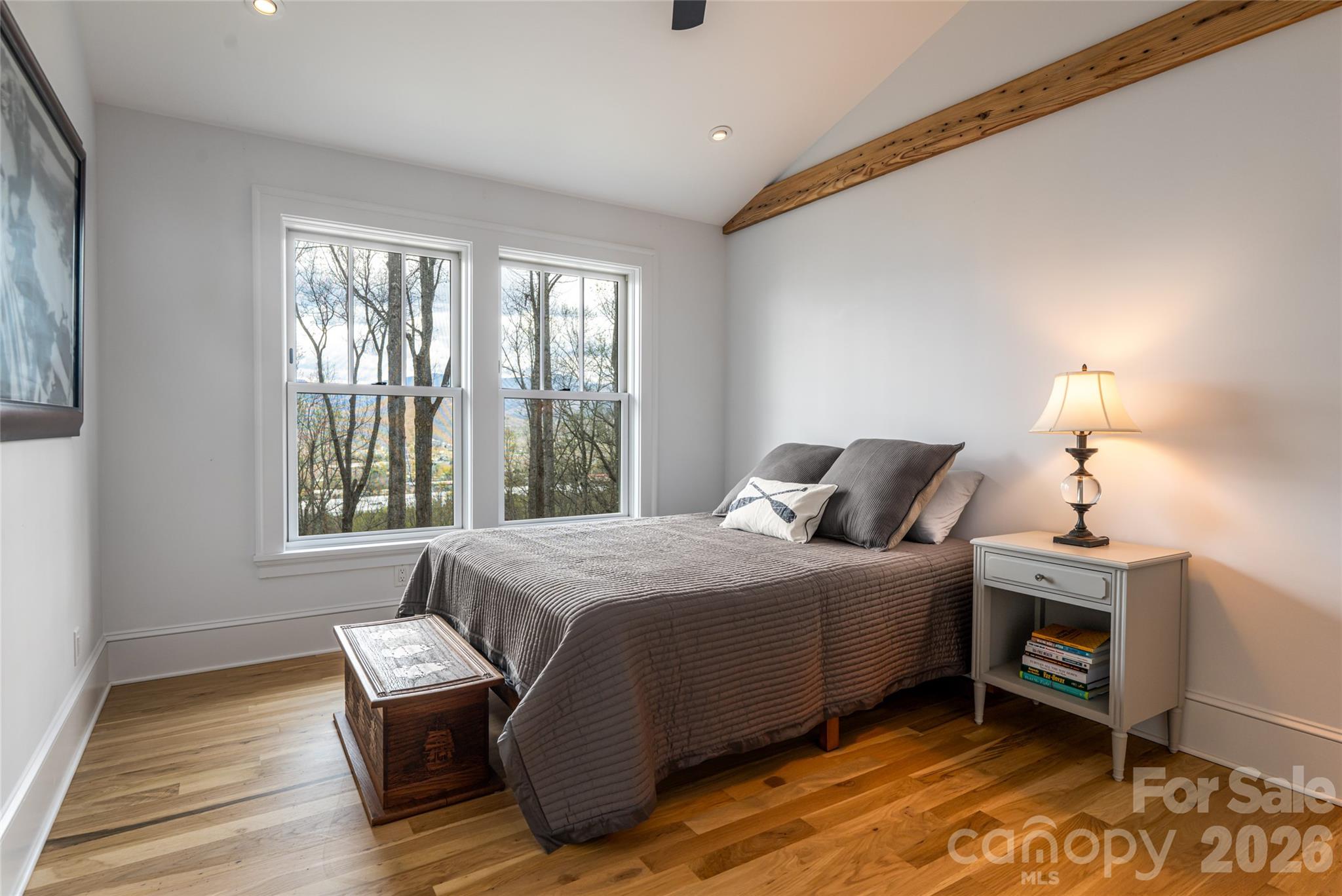51 Summit Road — Swannanoa