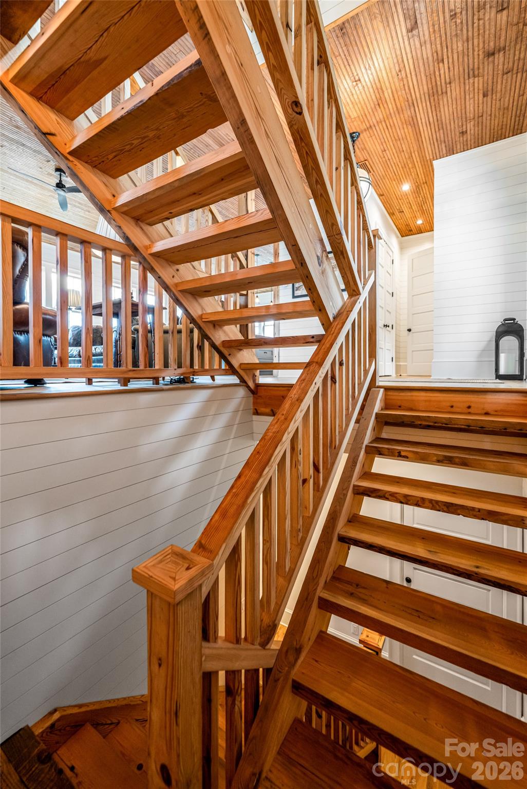 51 Summit Road — Swannanoa