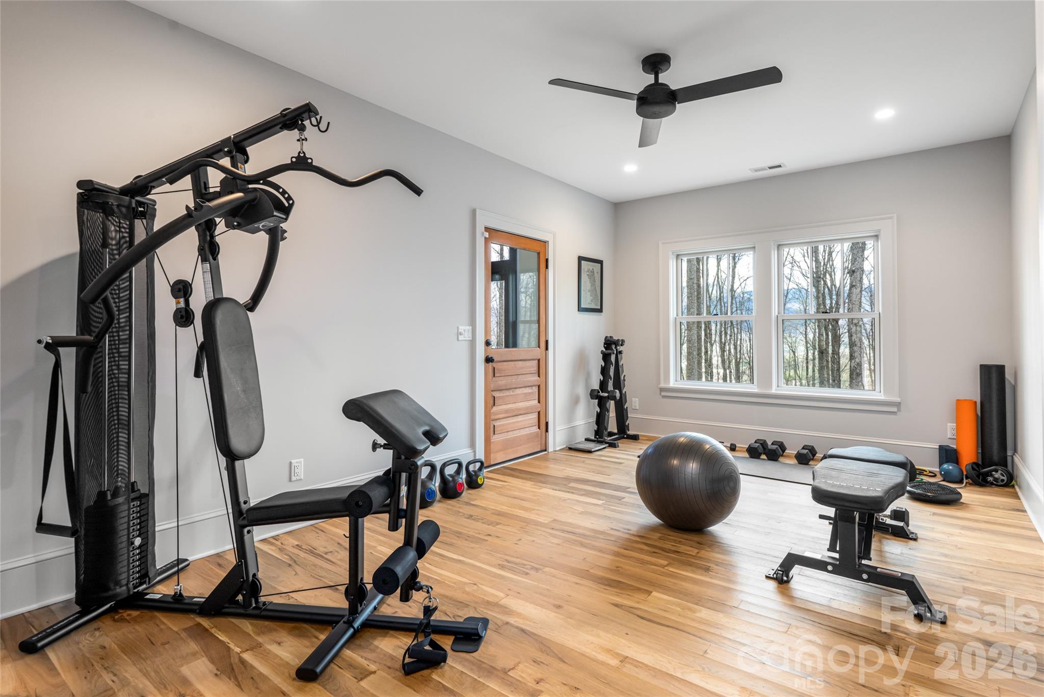 51 Summit Road — Swannanoa