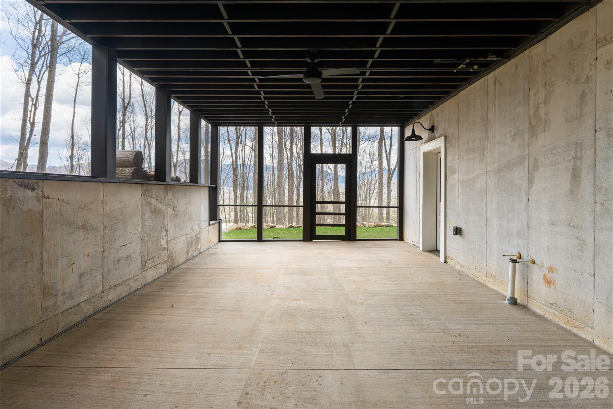 51 Summit Road — Swannanoa