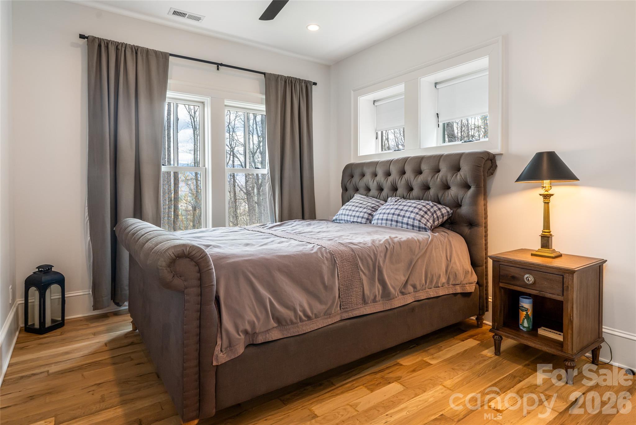 51 Summit Road — Swannanoa