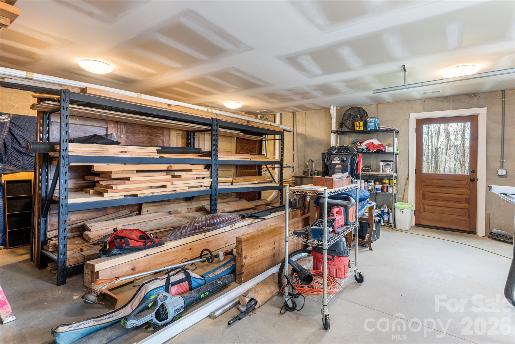 51 Summit Road — Swannanoa