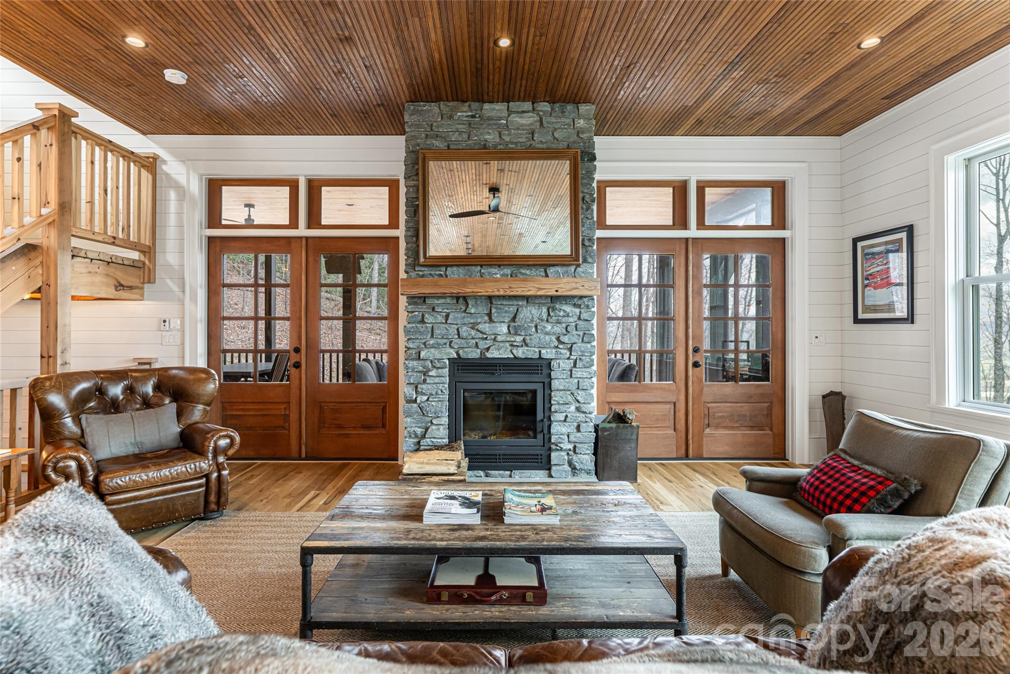 51 Summit Road — Swannanoa