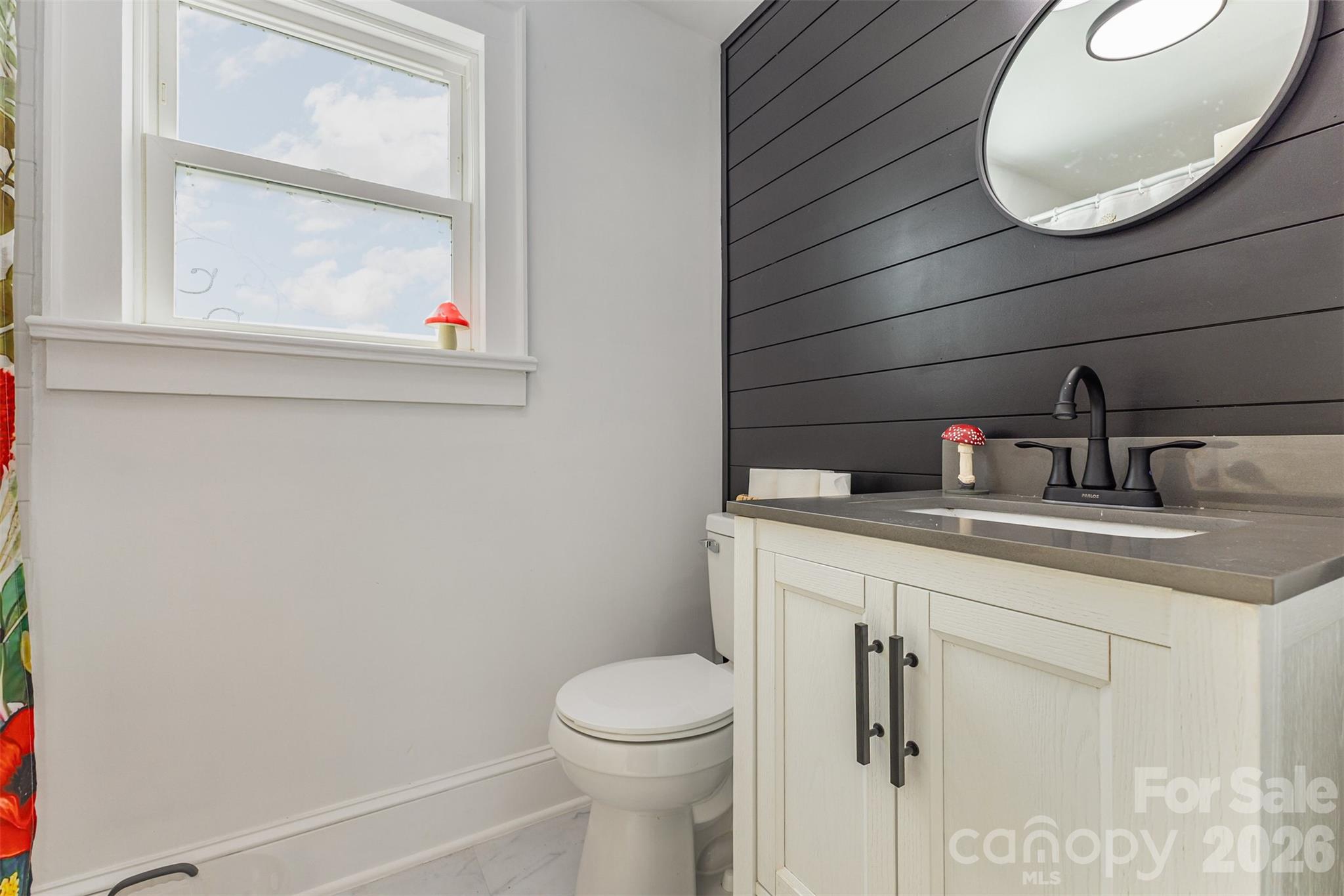 941 Casar Belwood Road — Lawndale