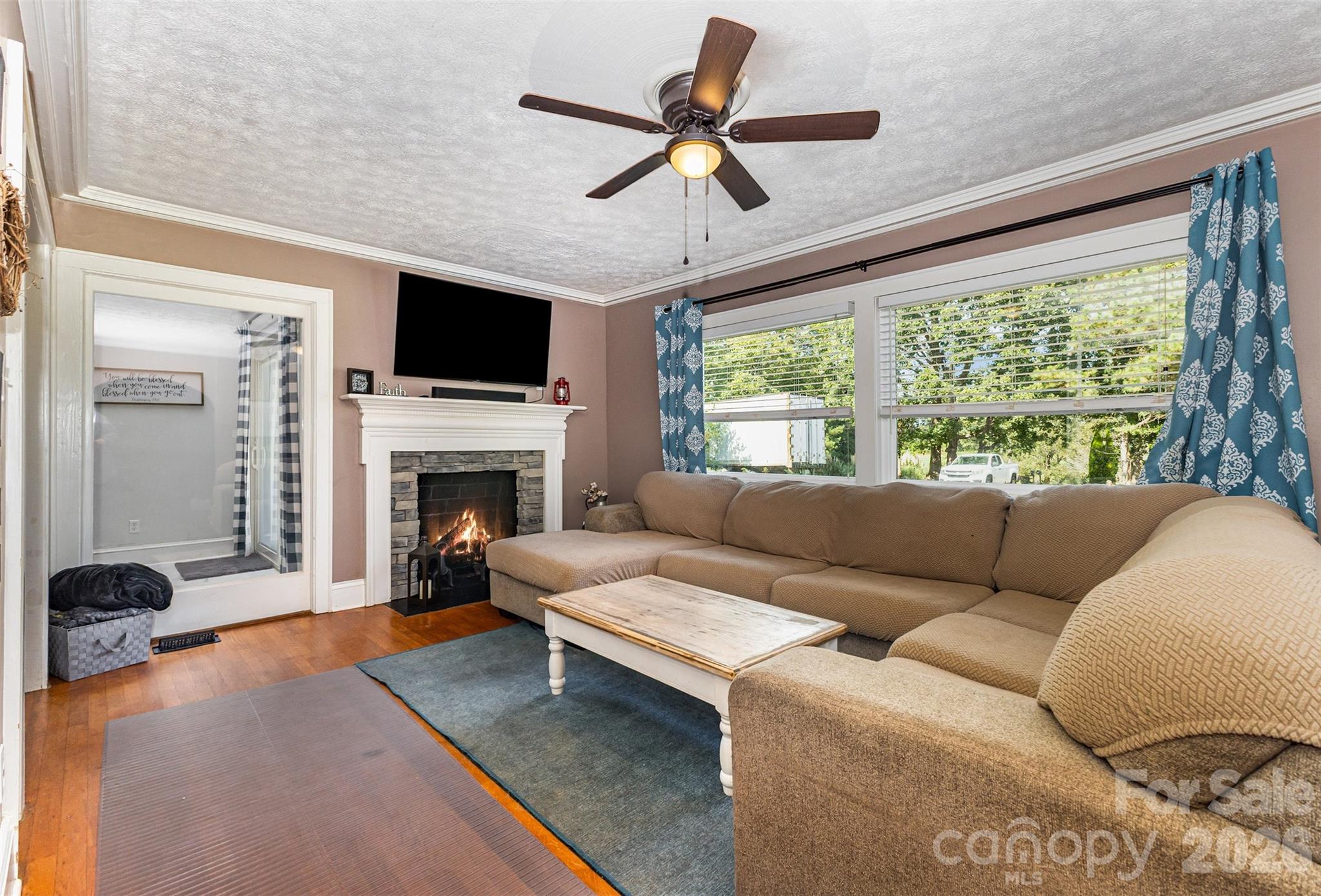 941 Casar Belwood Road — Lawndale