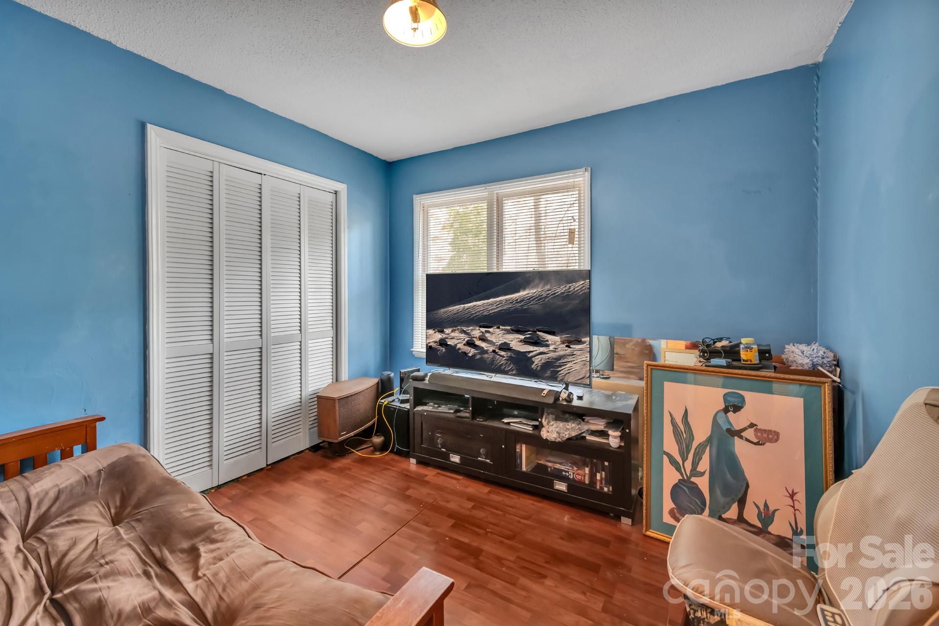 5528 Middleton Road — Durham