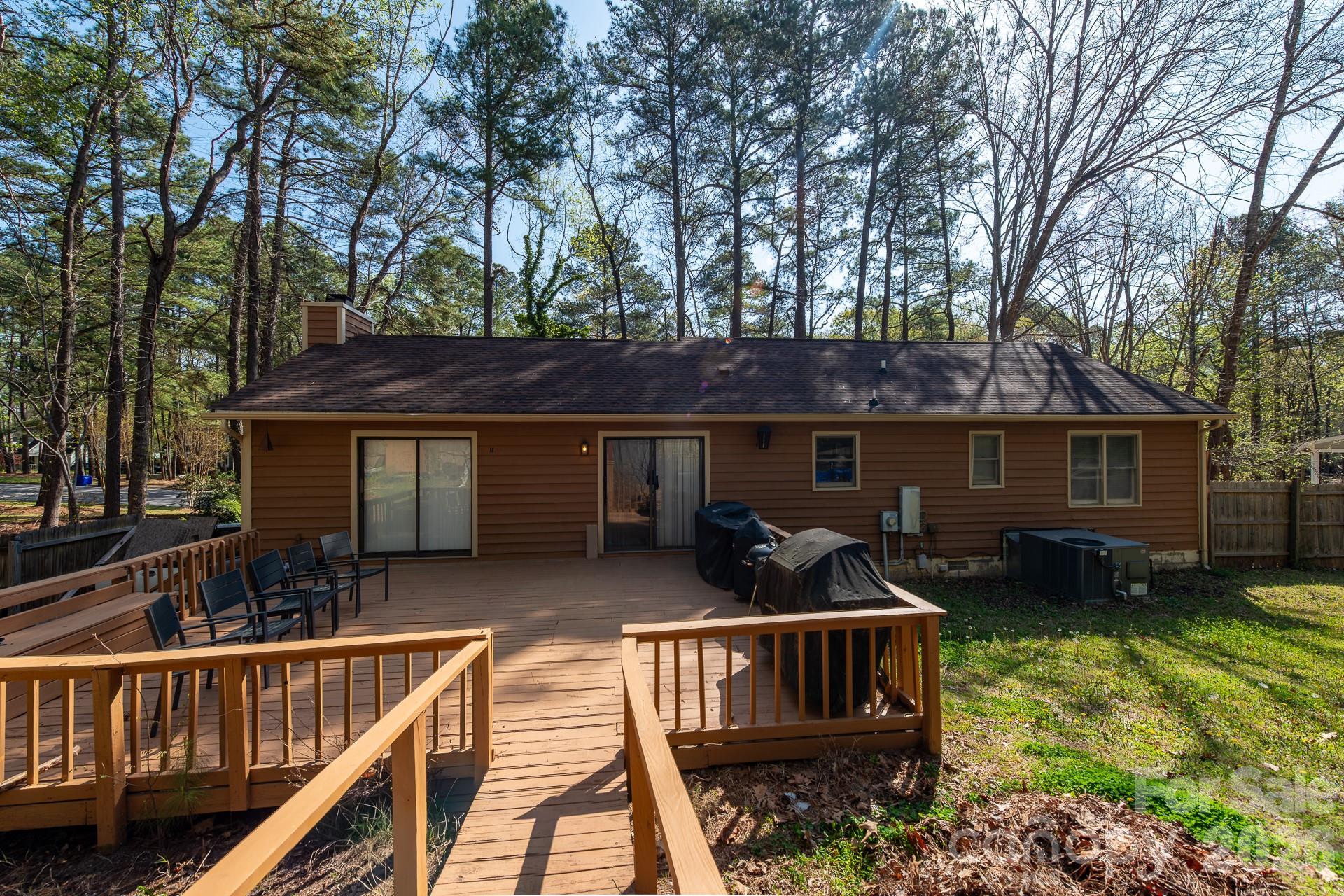 5528 Middleton Road — Durham