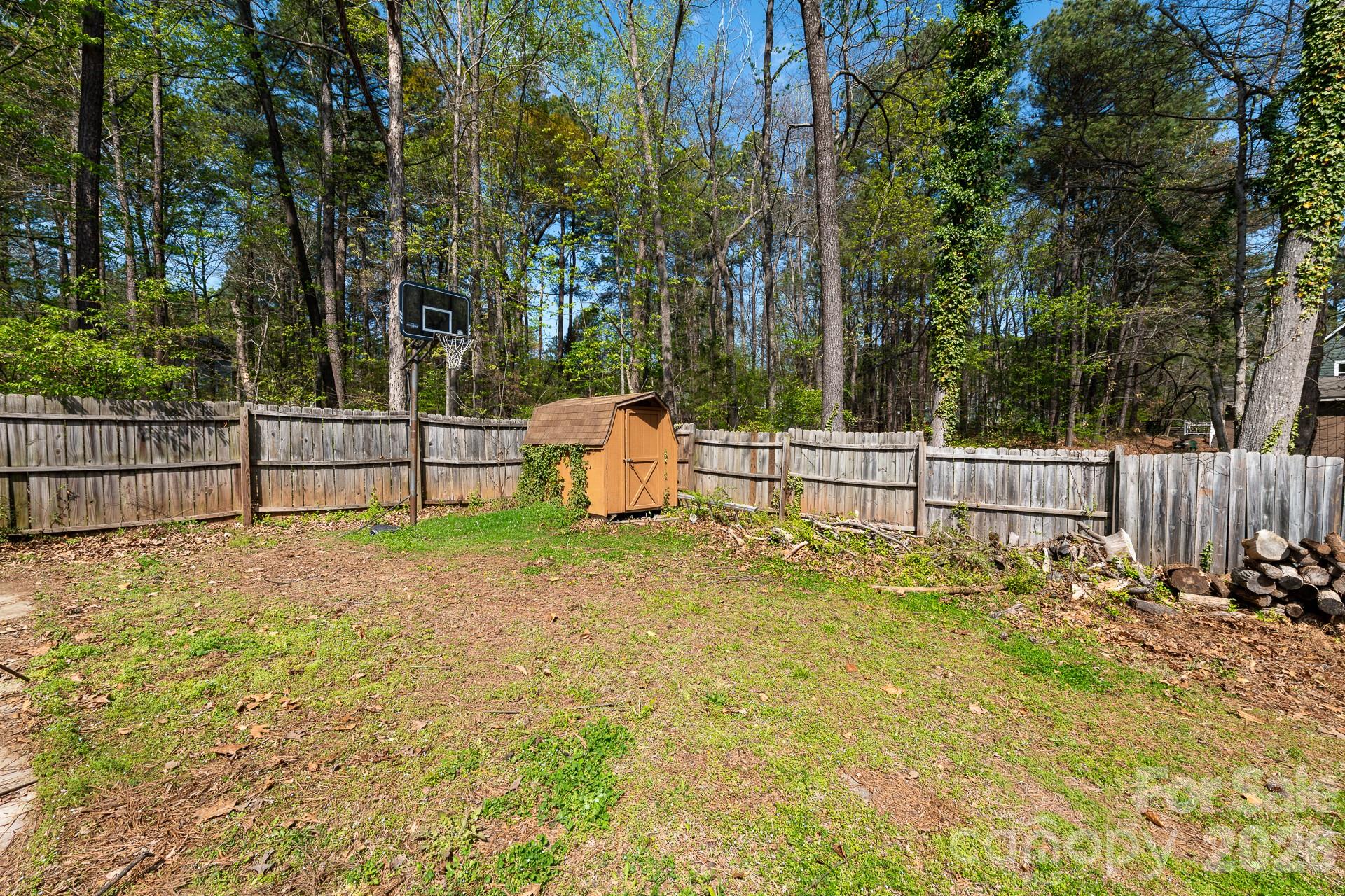 5528 Middleton Road — Durham