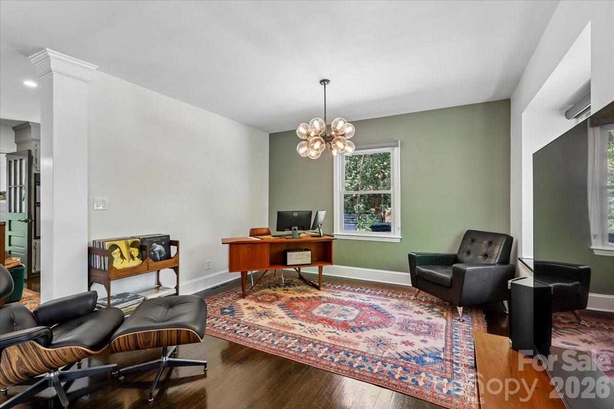 4640 Town And Country Drive — Charlotte