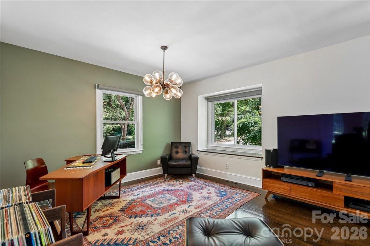 4640 Town And Country Drive — Charlotte